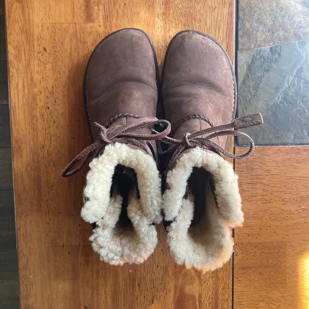 UGG Australia l La Jolla Winter Brown Boots/Booties - Picture 5 of 8